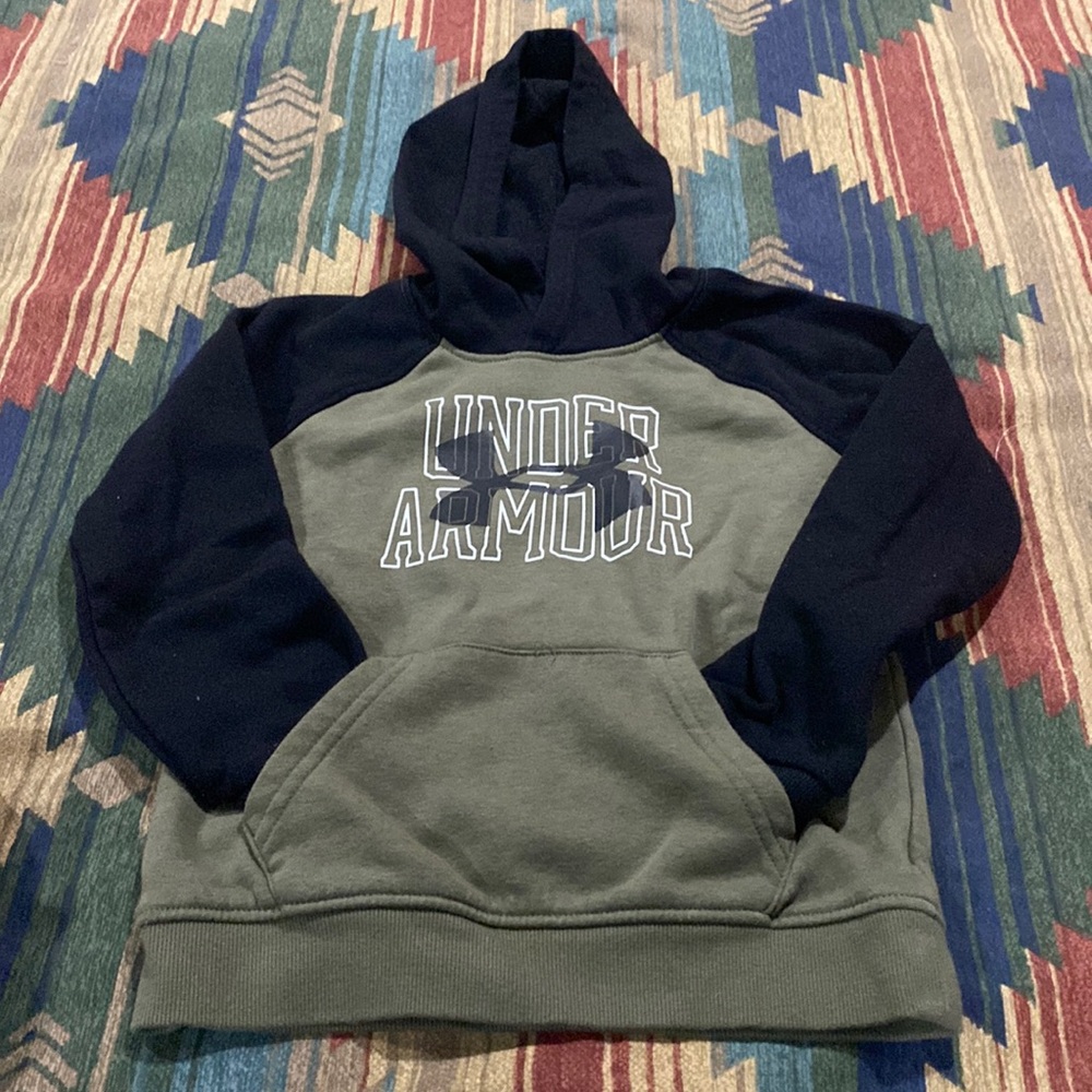 Boys Size 6 Under Armour Hoodie
